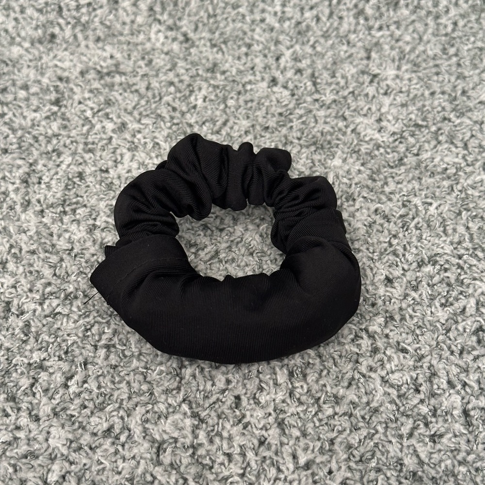 Nightcap Scrunchie - Picture 2 of 7